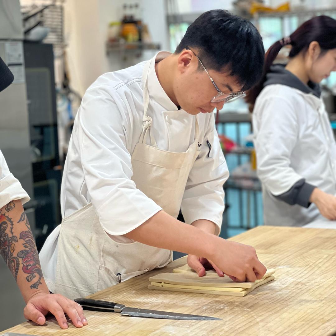 周老板的野生甜品摊位