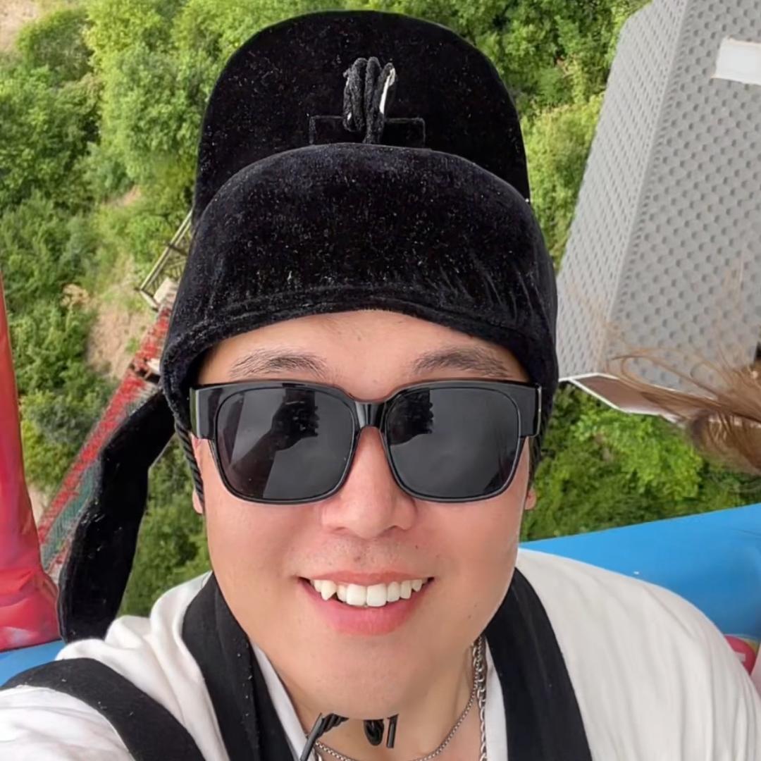 本溪大峡谷牛魔王