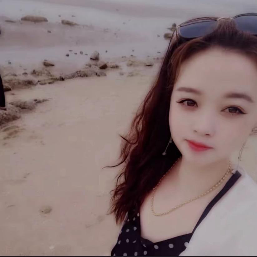 舒兰爱烫发的雪妹