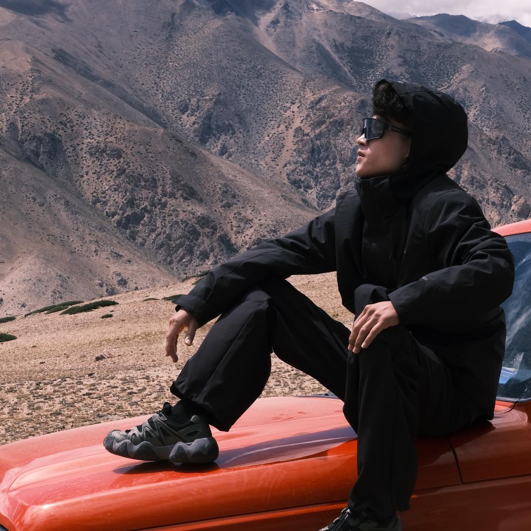 泰安00后汽车贴膜师、小李