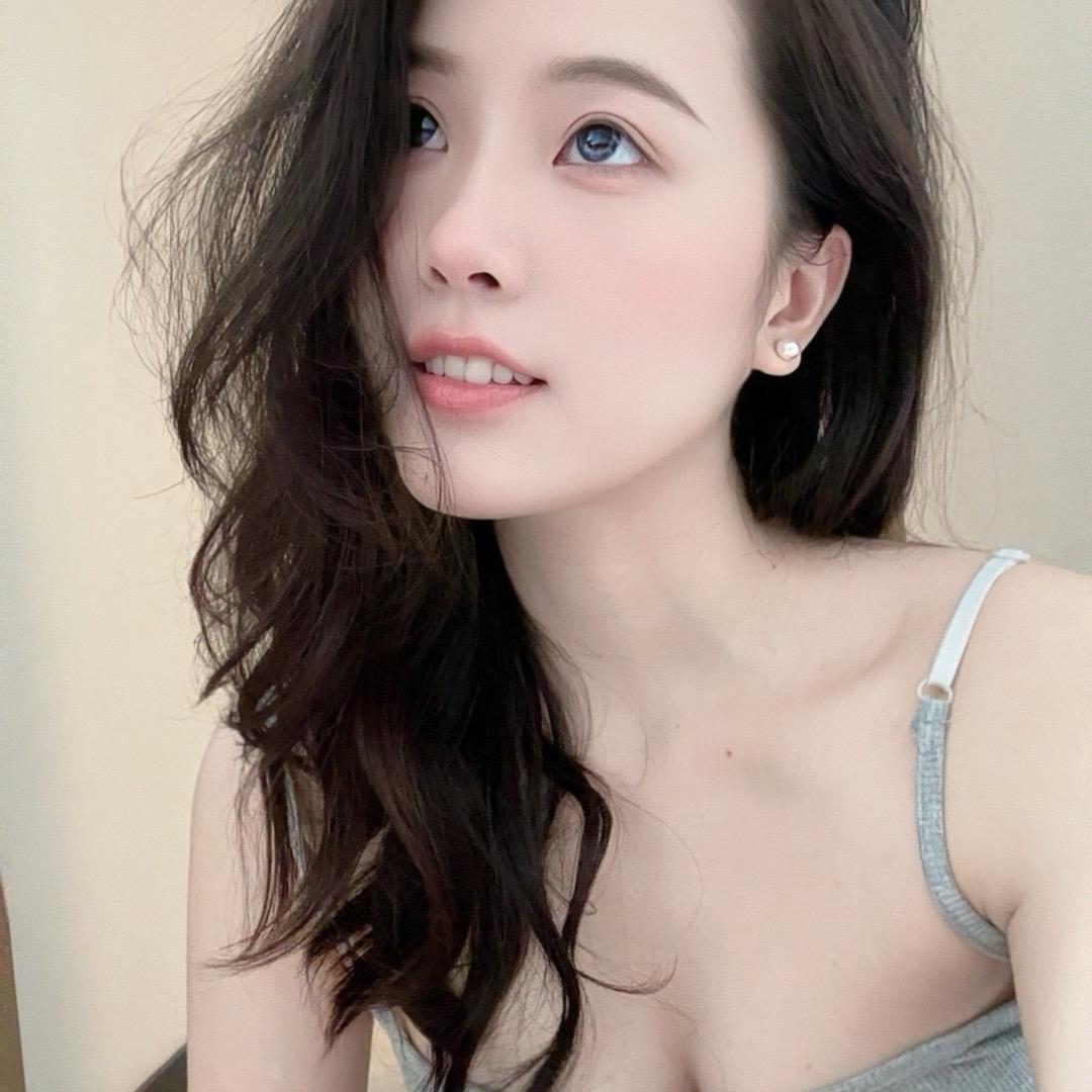 倩.
