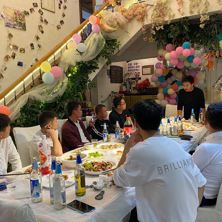 要努力呀罗杰