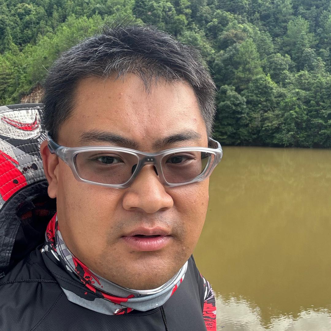 牛马小哥（果友趣）