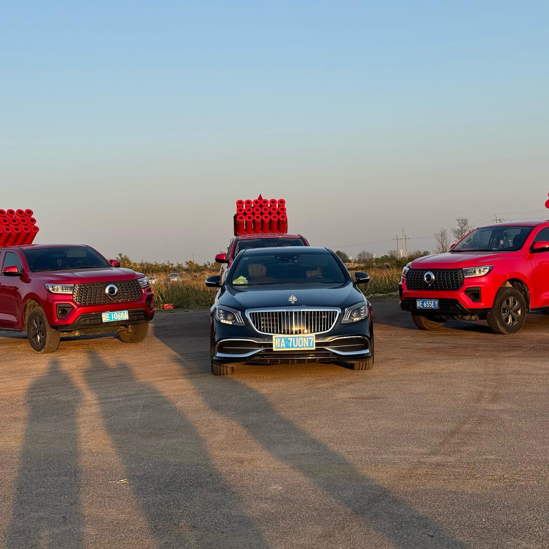 蒲城华升流动宴席（喜嫁婚车租赁）HS