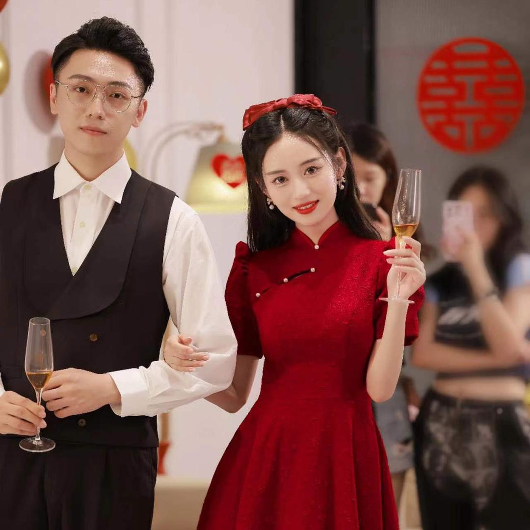 女主角礼服馆