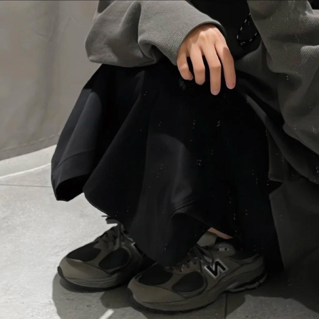 他只是经过