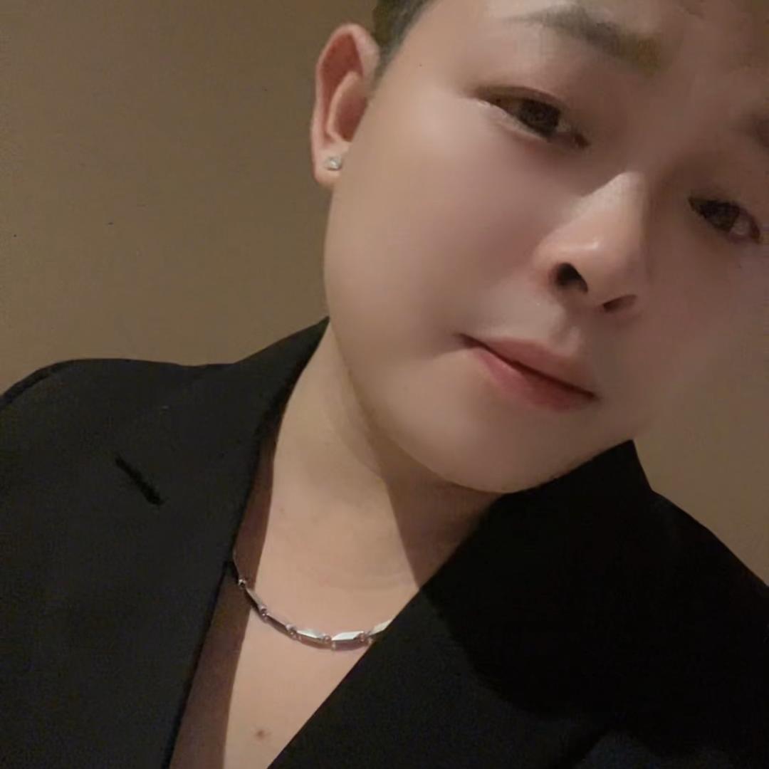 黑桃K潮派—彭宇