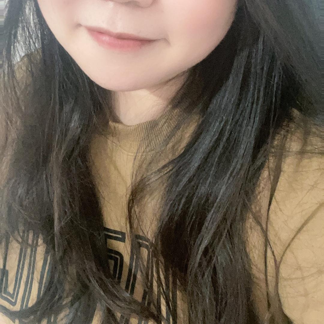 小梁很哇塞