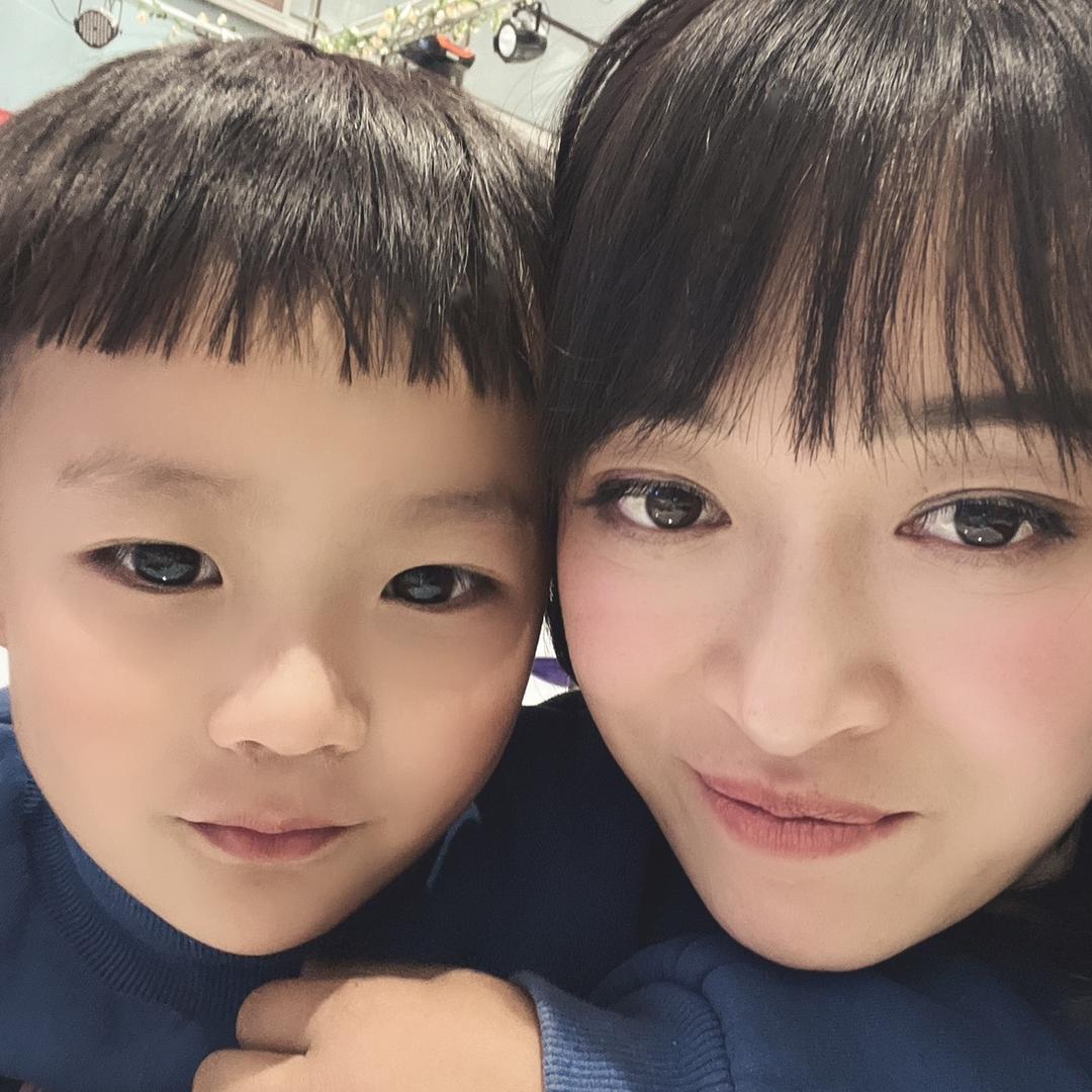 木易阿伟老婆