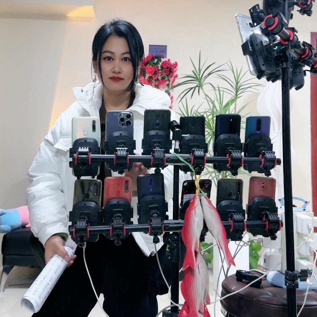 麦小崔