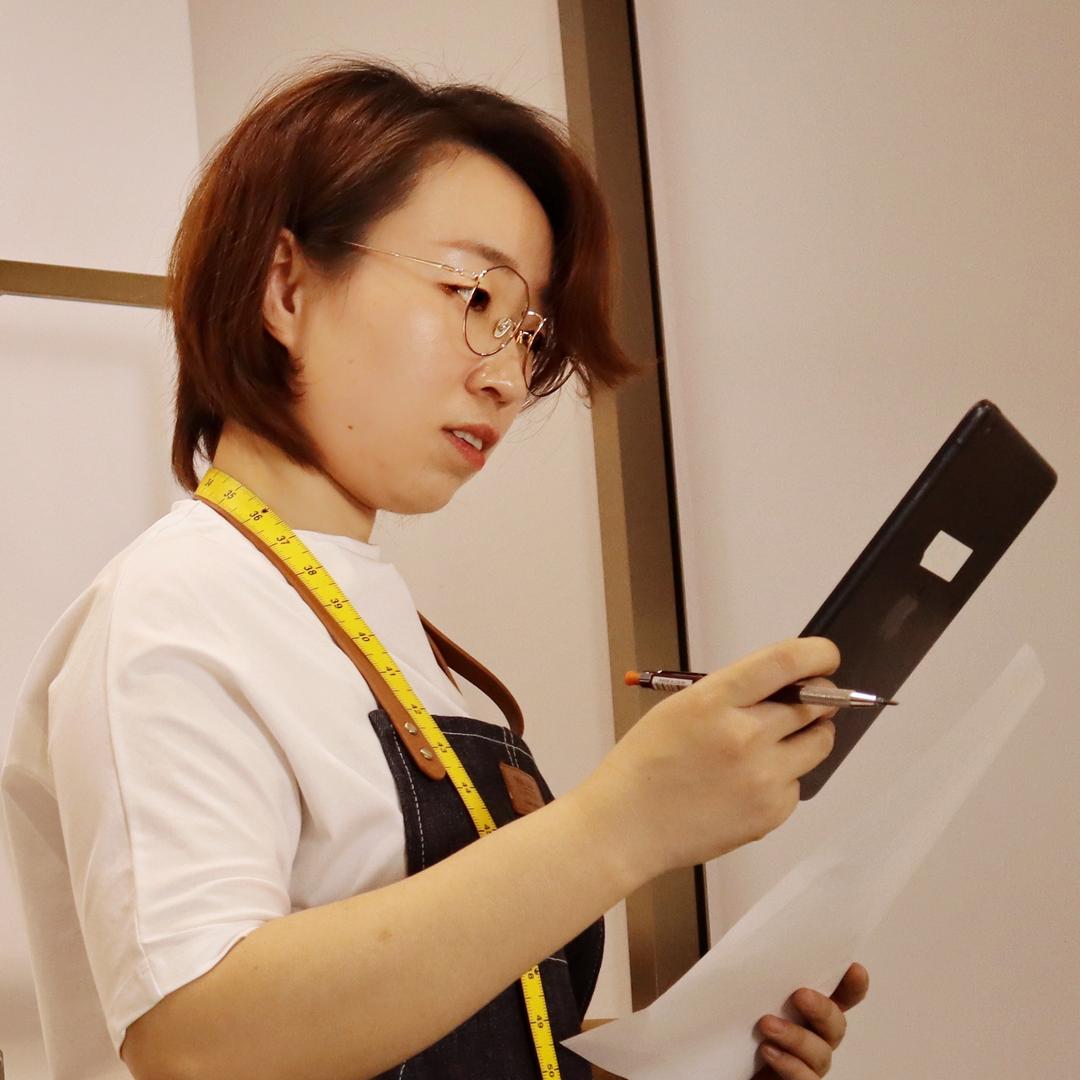 中山区衣可锜服装设计工作室