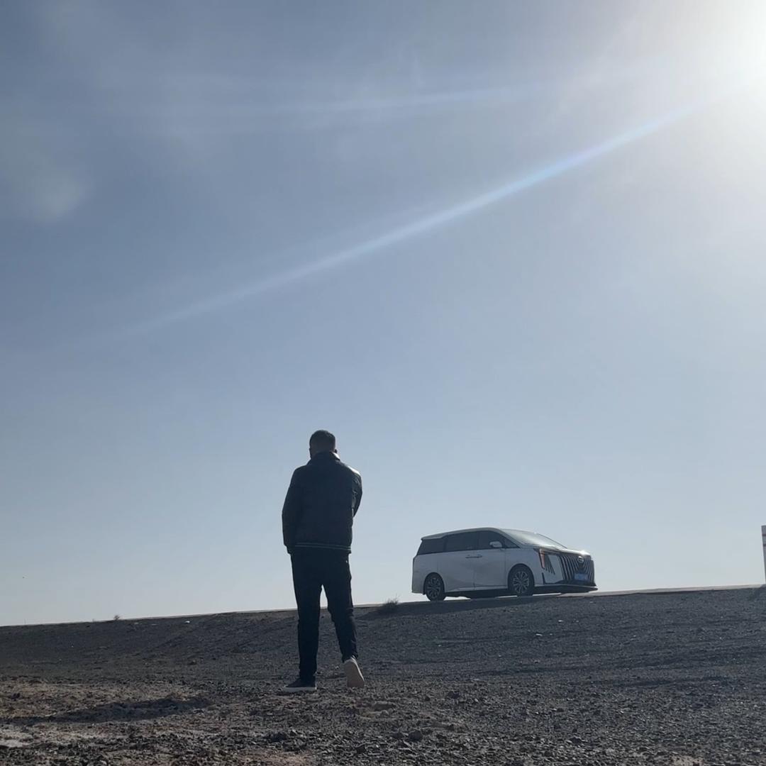 谭先生在新疆喀什（悦派对KTV）