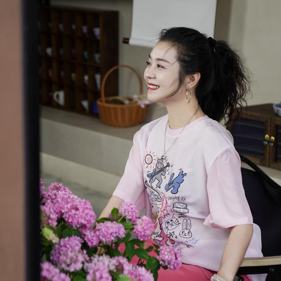 菡菡@琼