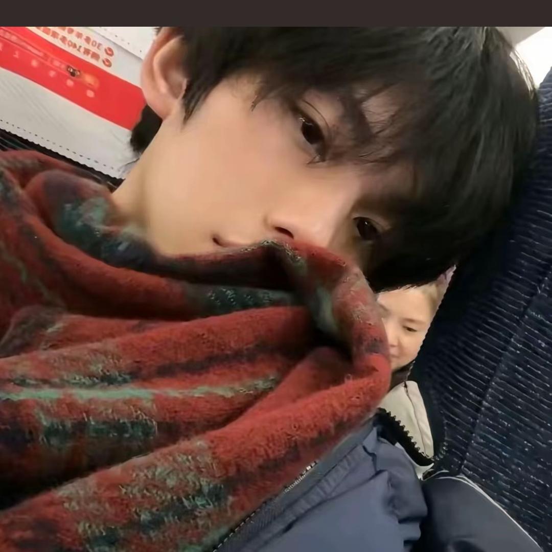 秋游江