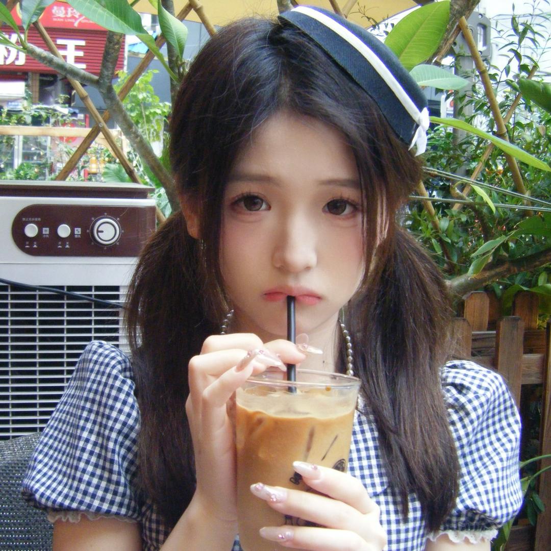 我还没醒呢ᵎᵎᵎ👑