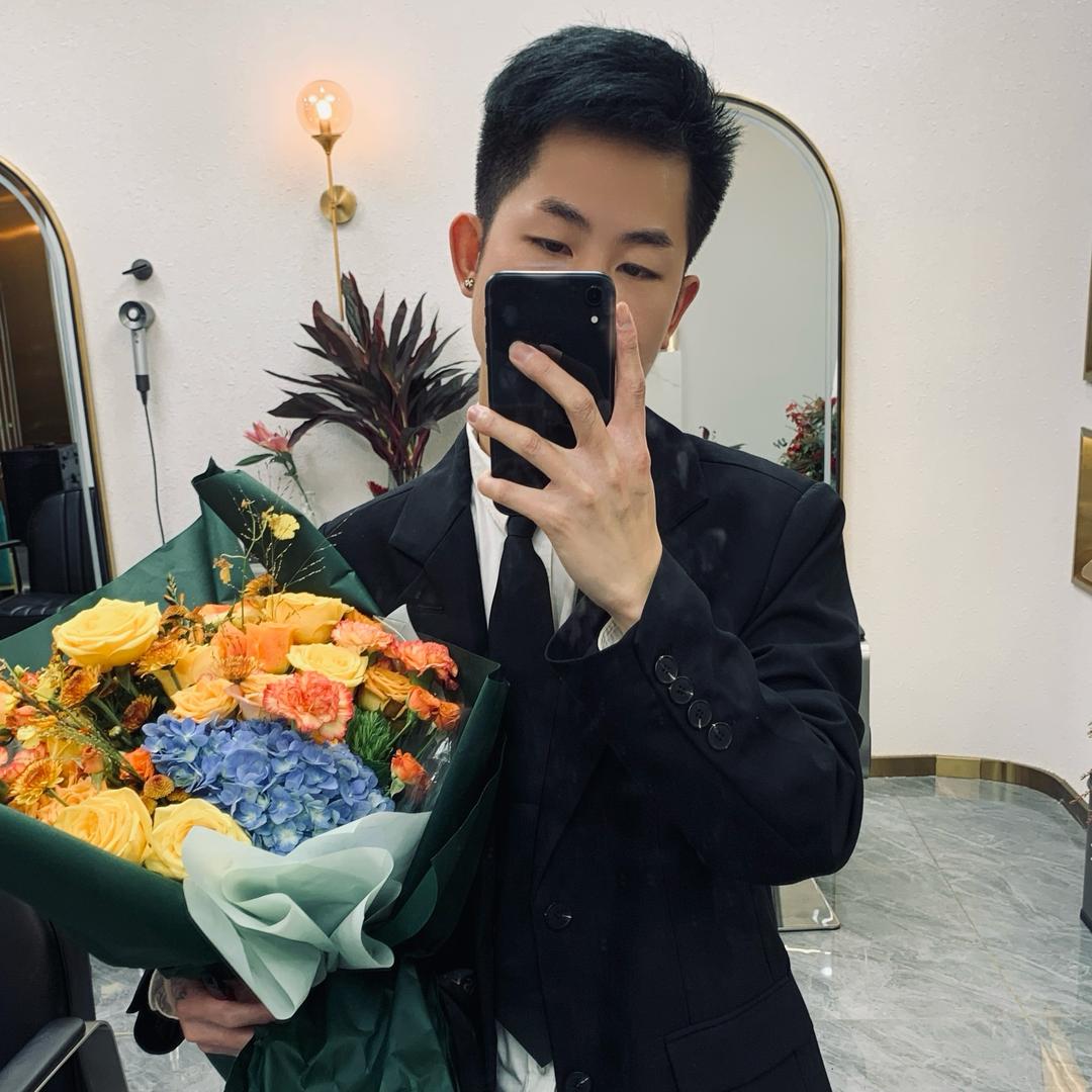 天明会染发