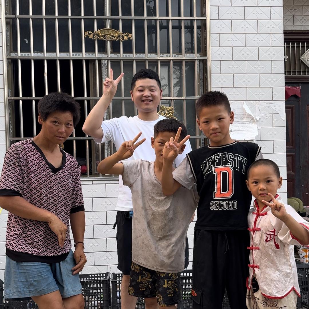 朱春昊(逮呱哥)正能量