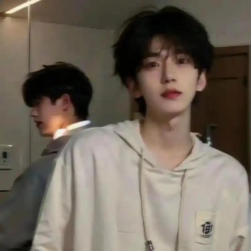 阿震💜