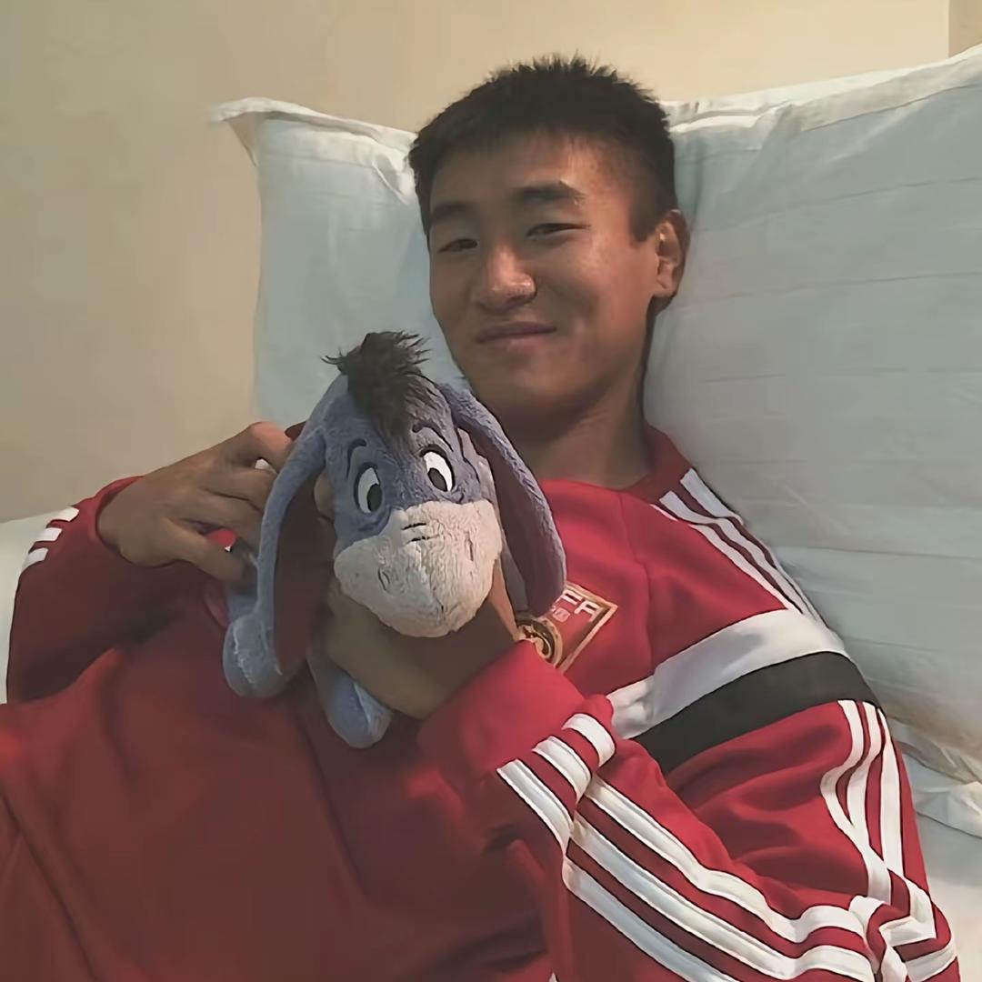 苗条俊