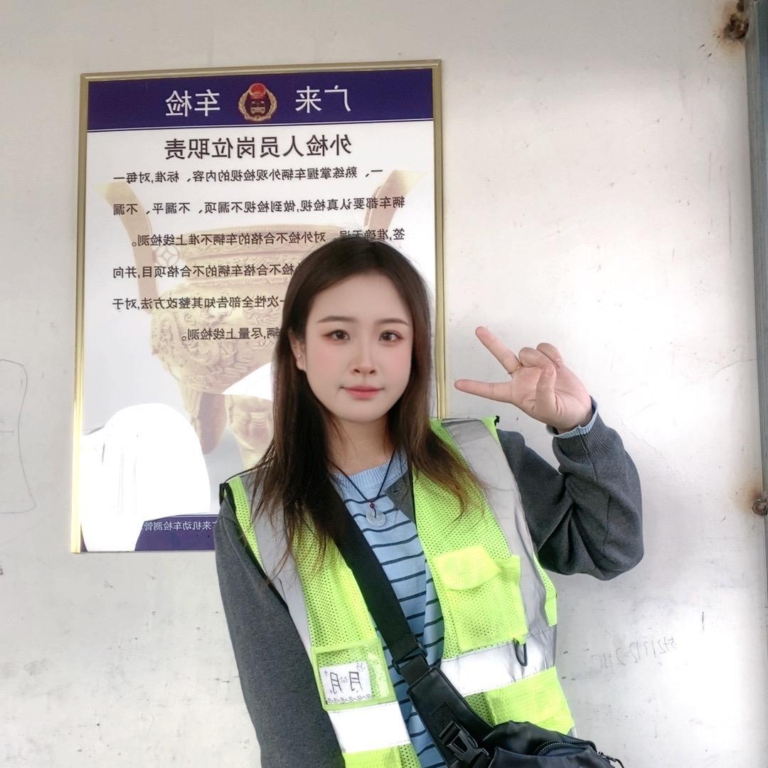 瓦岗广来审车站（月月）