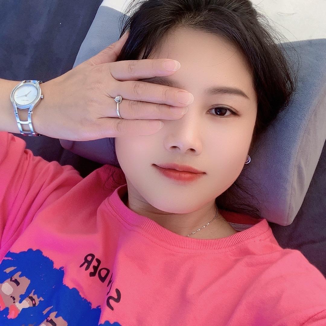娜可不一样