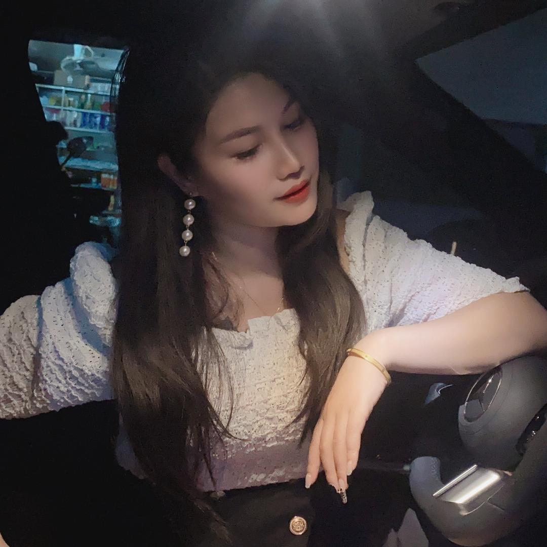 妍宝