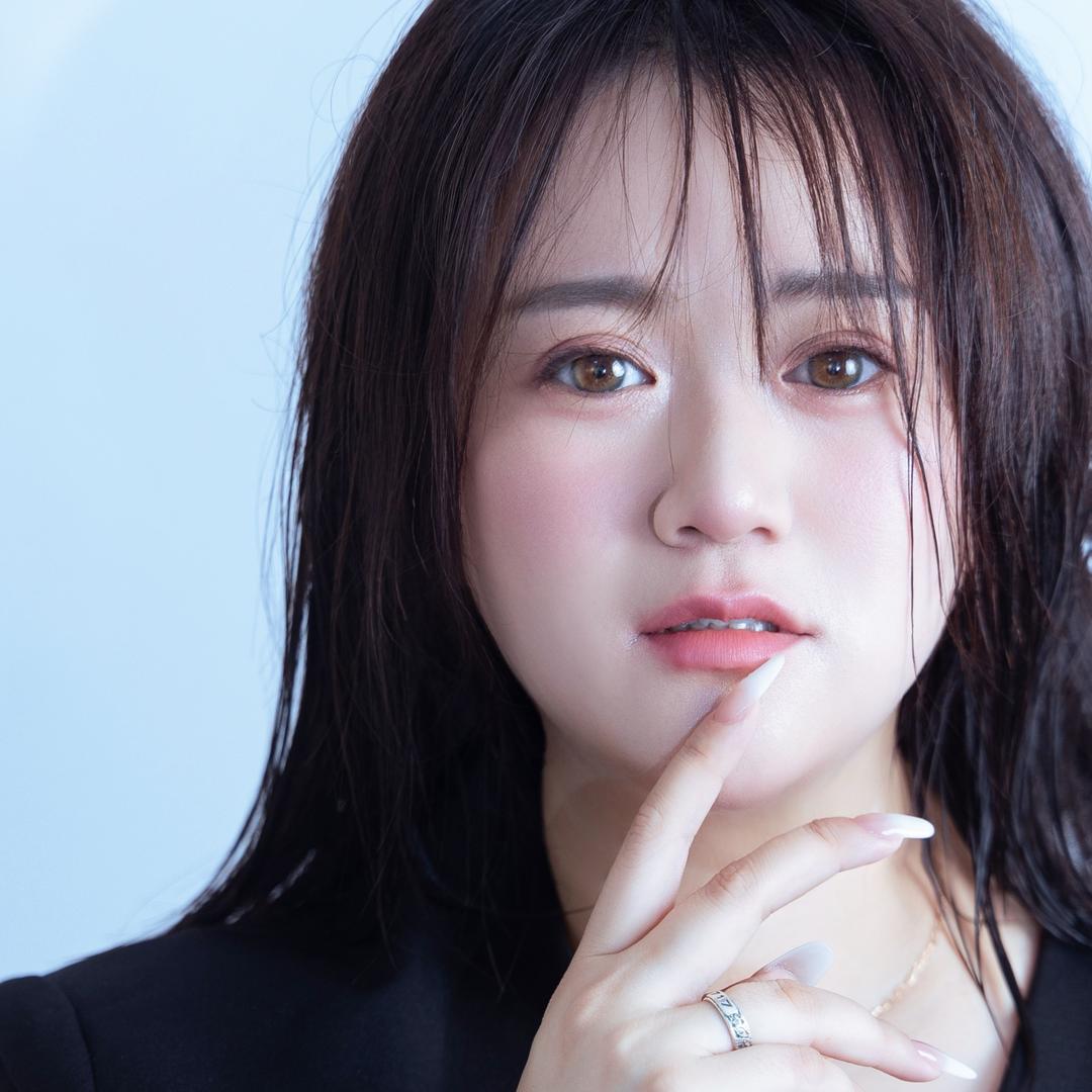 婚礼造型师·小钰（努力版）