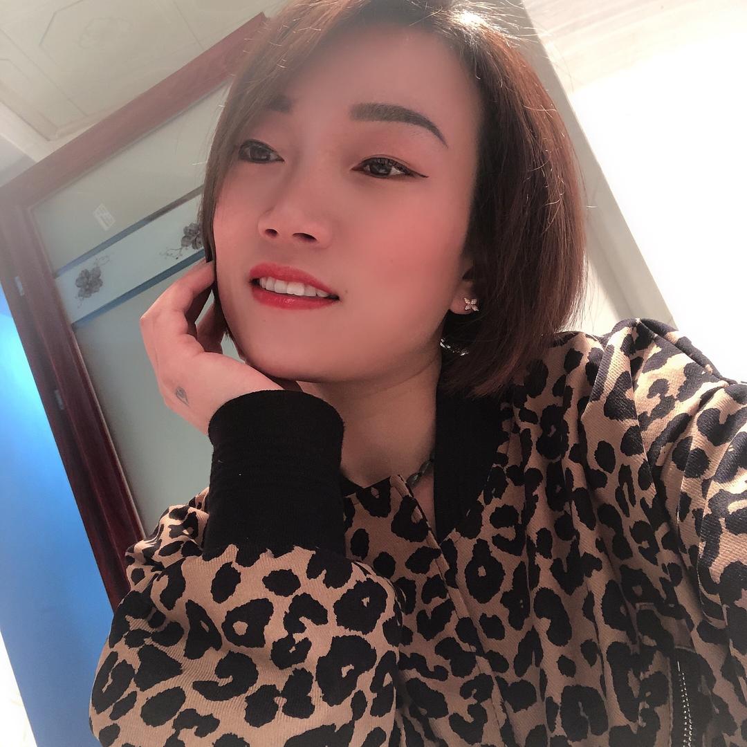 @依依