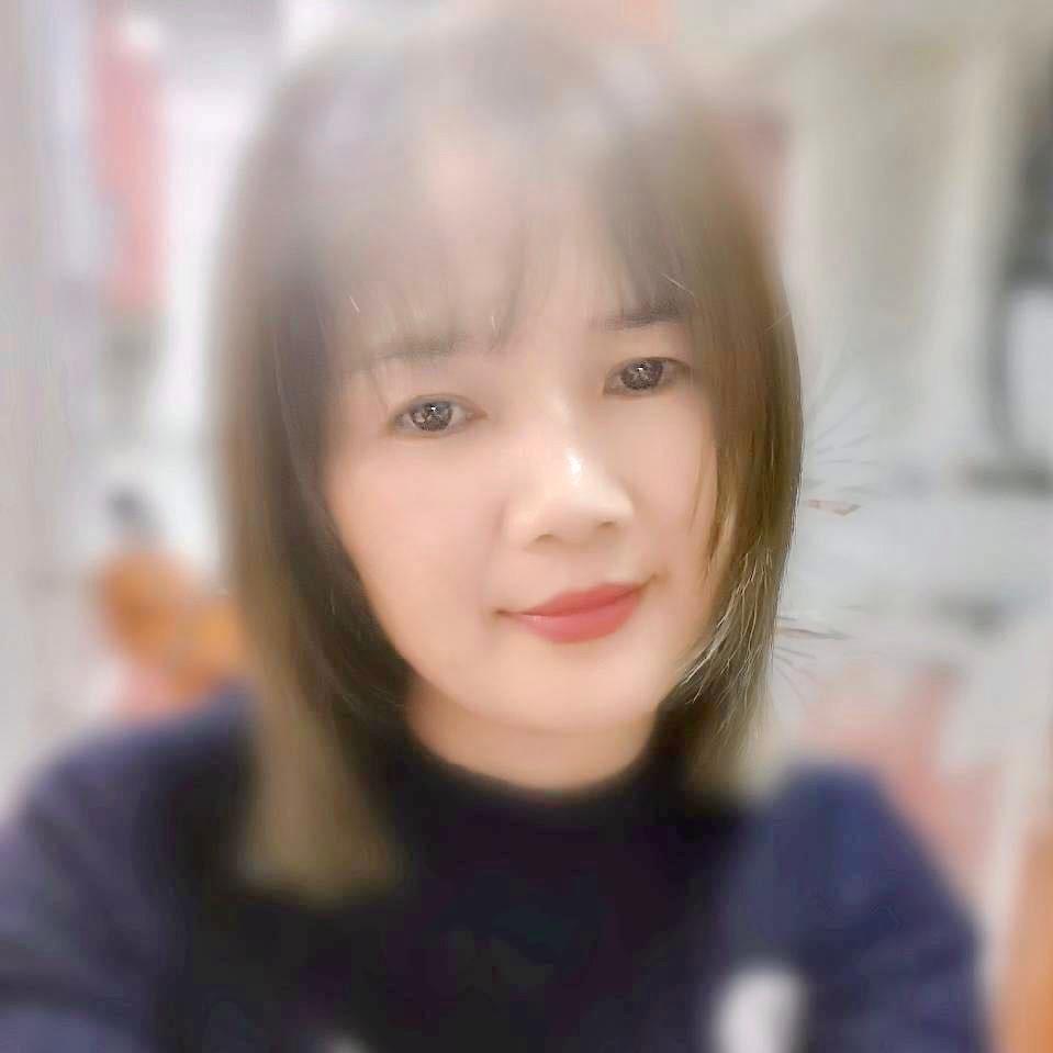 踏雪寻梅