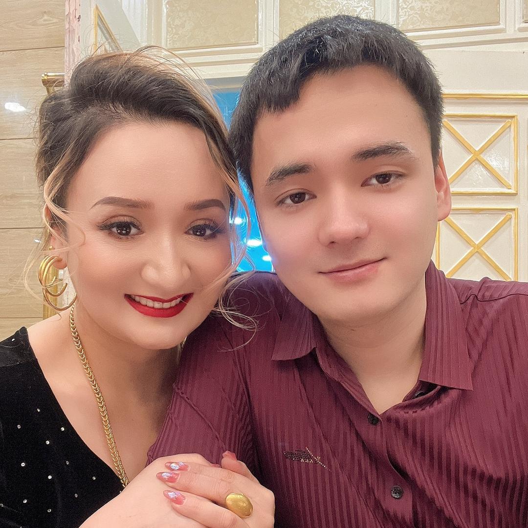 arzu 直播间