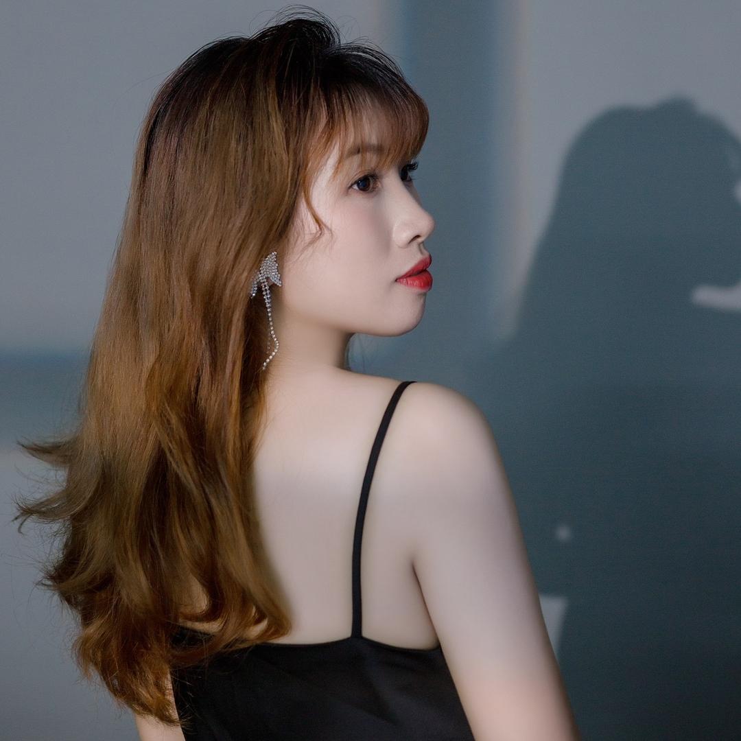 溜了aa💋