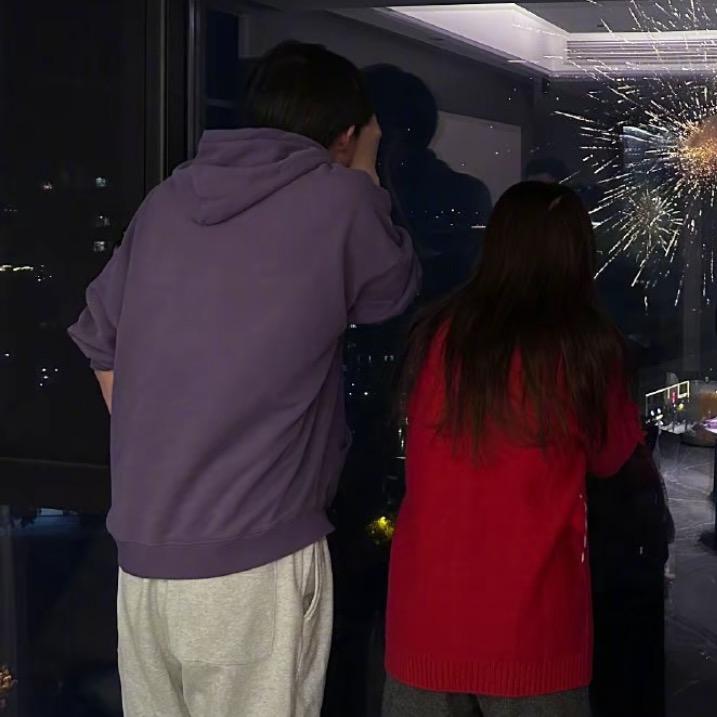 ✨闪亮的屁灯儿～