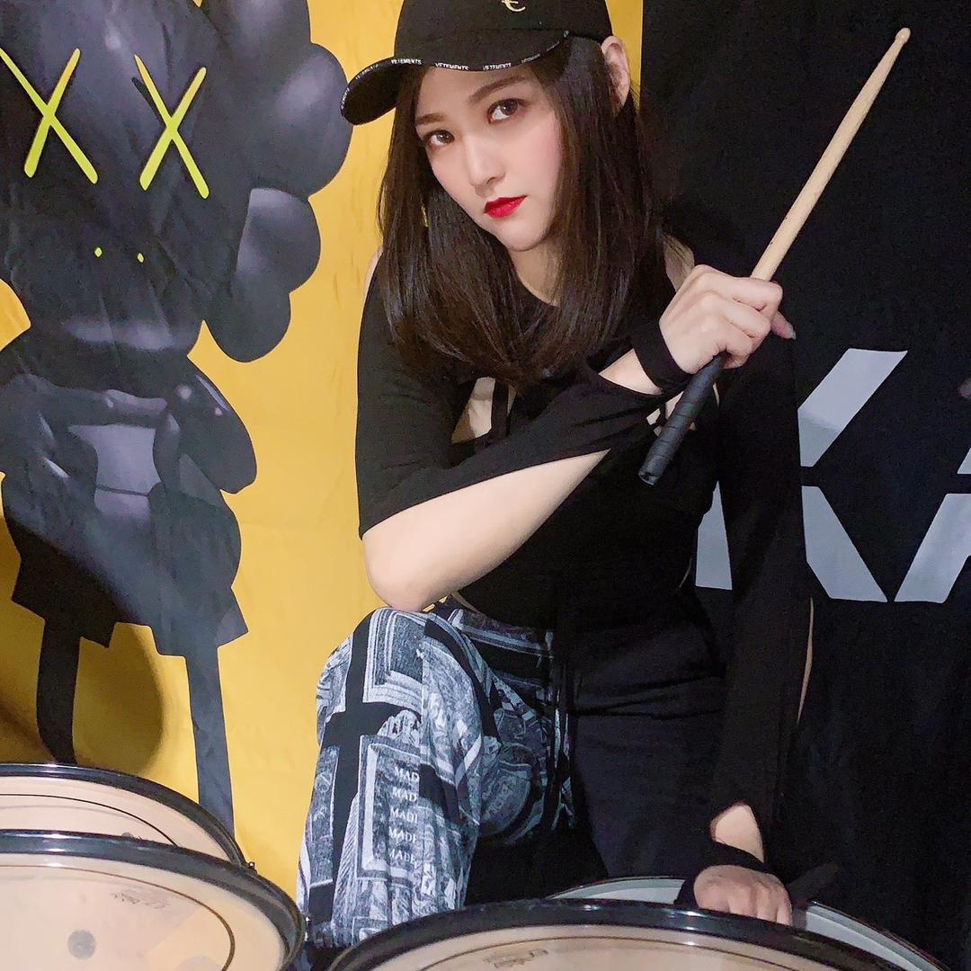 🥁西西同学