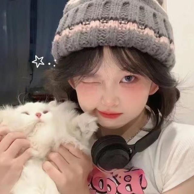 抱着奶瓶逛青楼