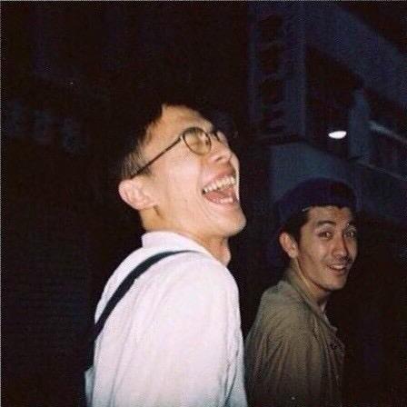 居然