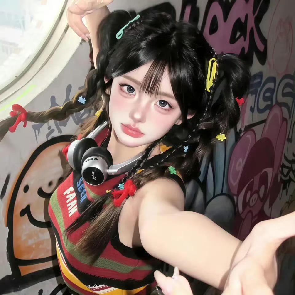 红灯笼推荐官小婕