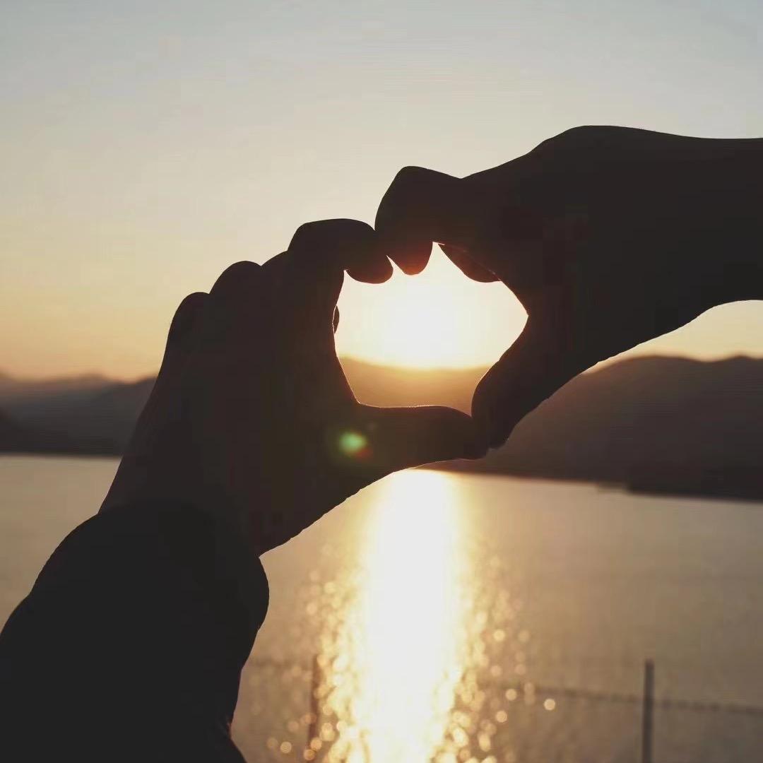 🍸烈酒最懂🍻伤心人♏️