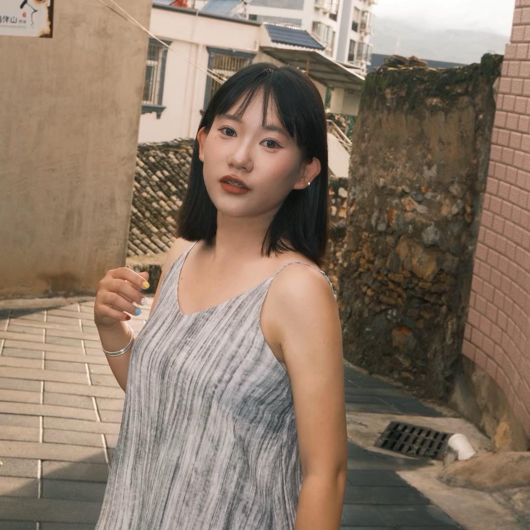 喜见化妆师阿雅