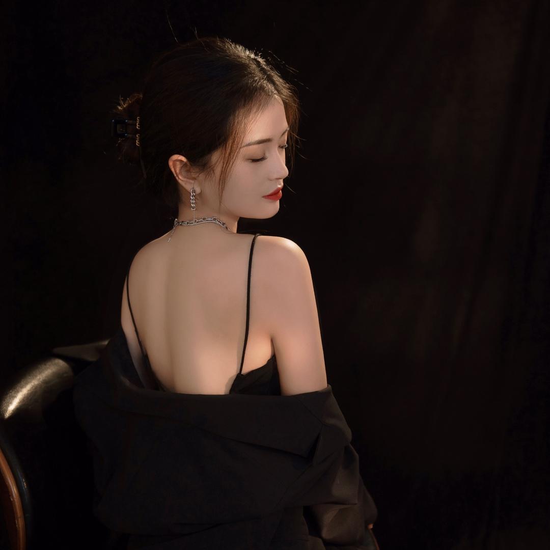 三丽
