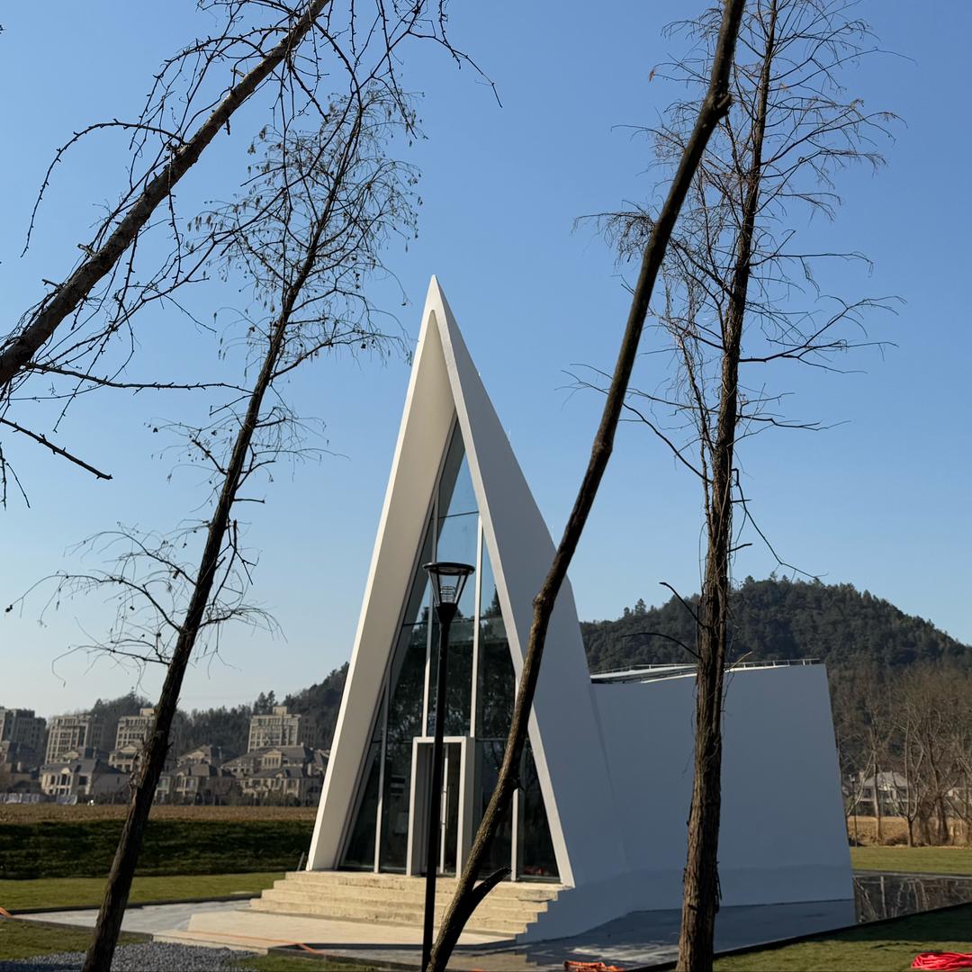 花伴源.城市自然生活体「场地合作」