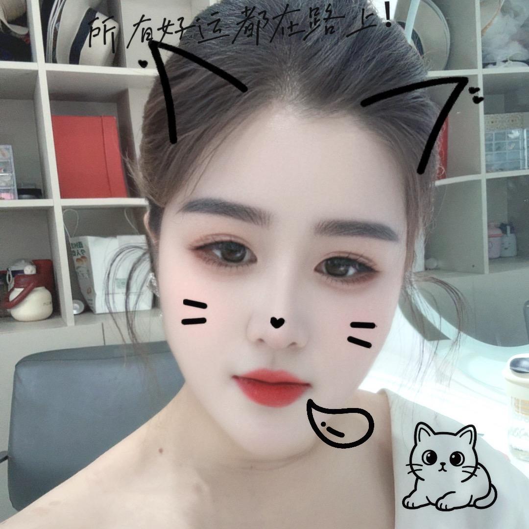 浅然一笑💞