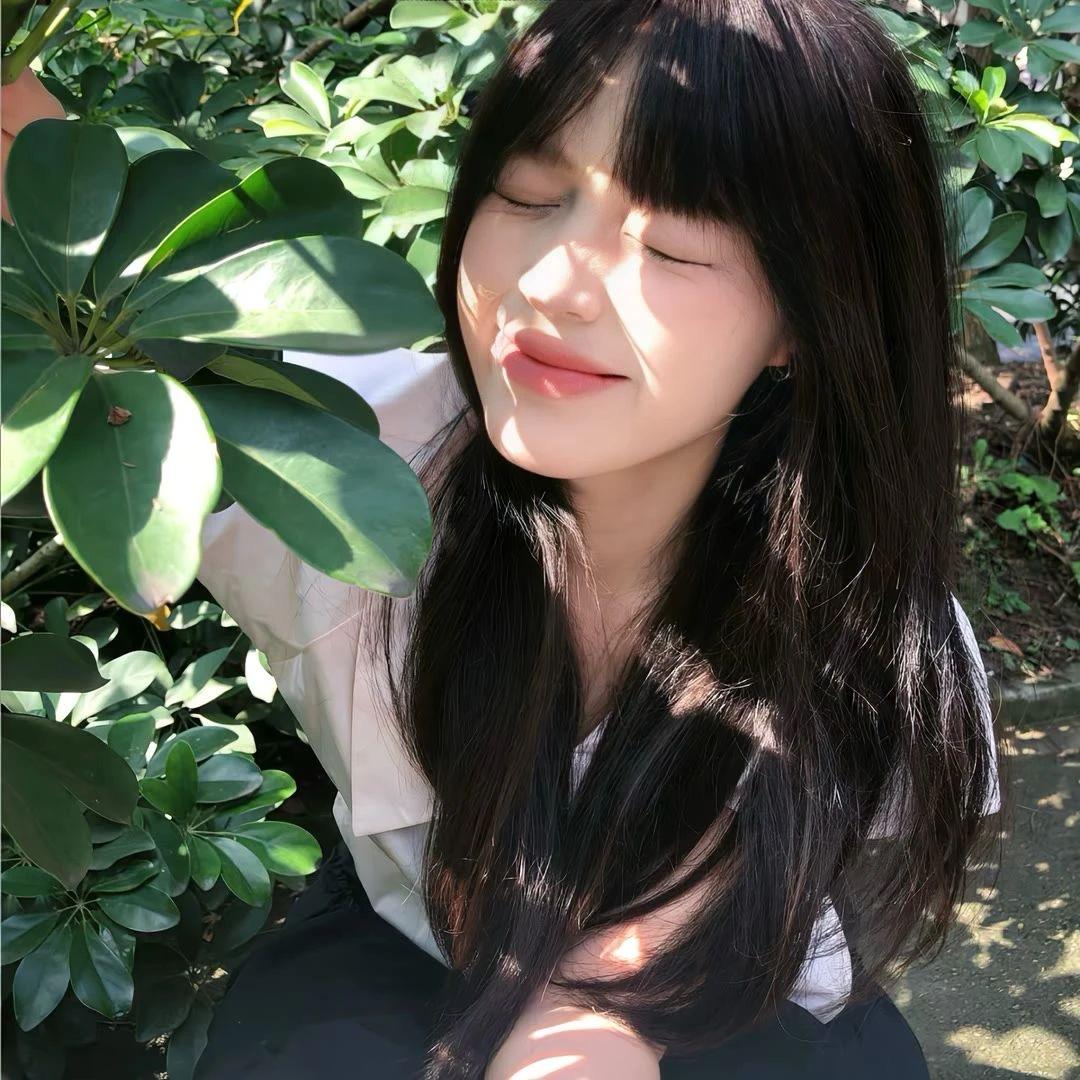 小妍爱睡觉