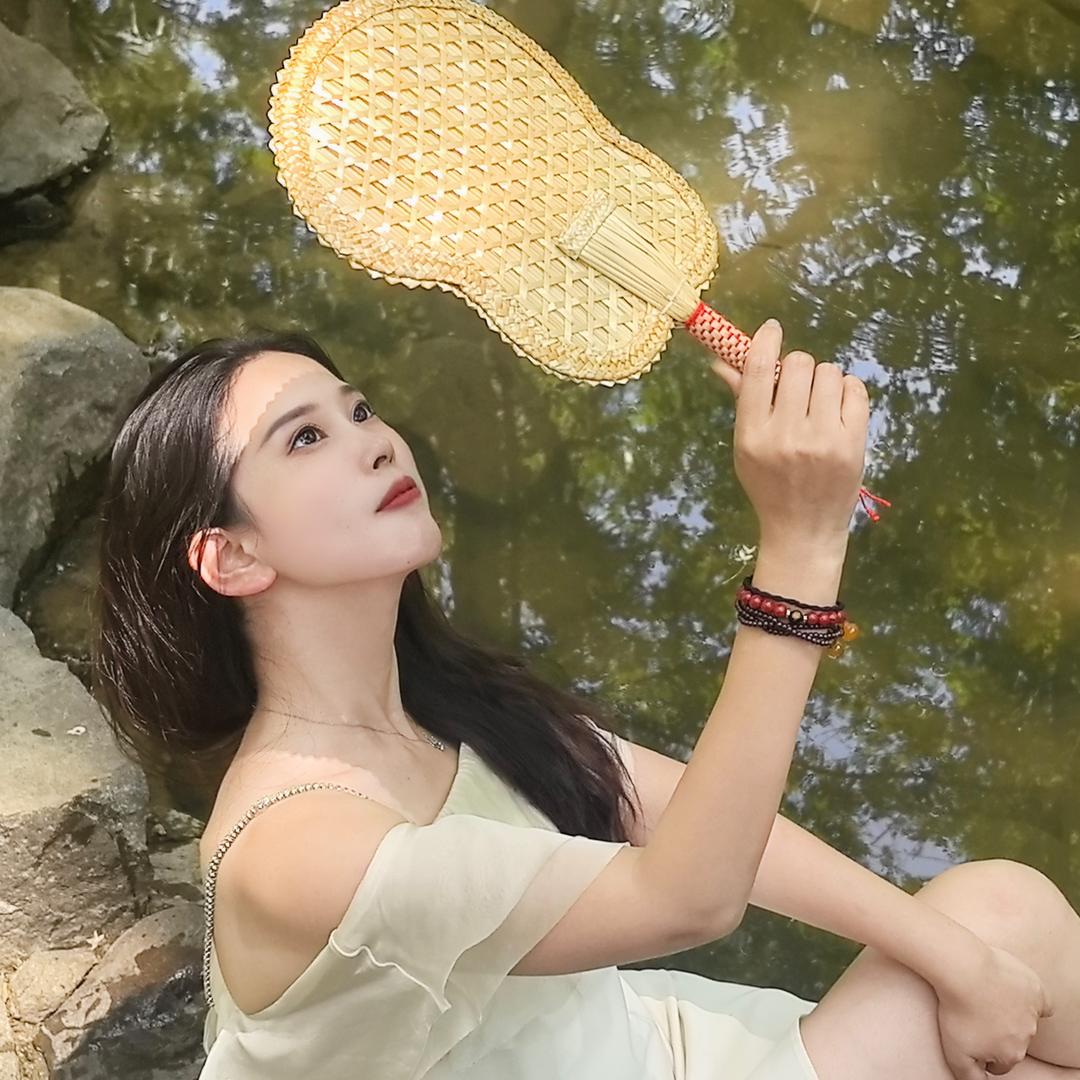 奈奈ʕ•̫͡•ʔ