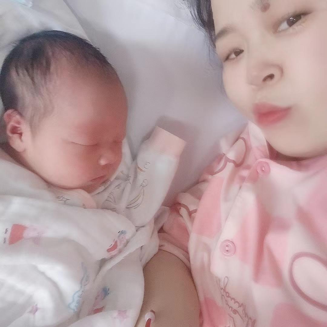 皮蛋宝成长记