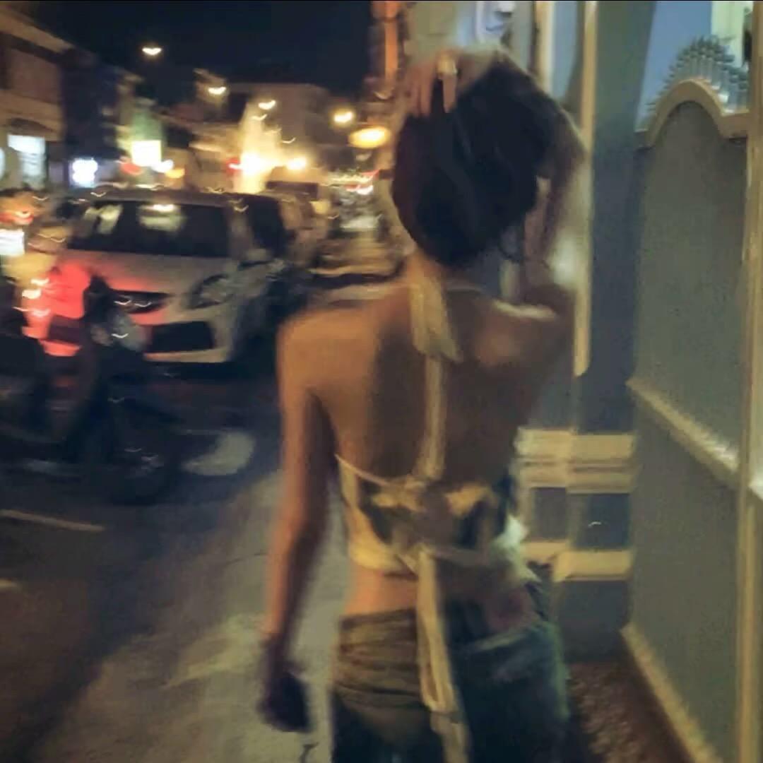 忧伤带.快樂·