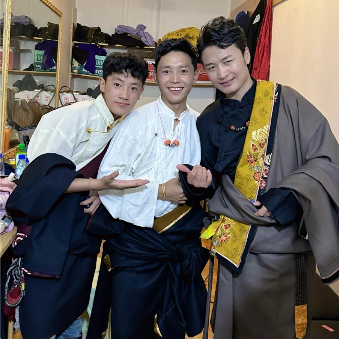 🧣洛松🧣