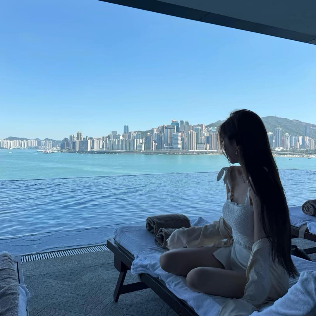 00后幺妹摆摊日常