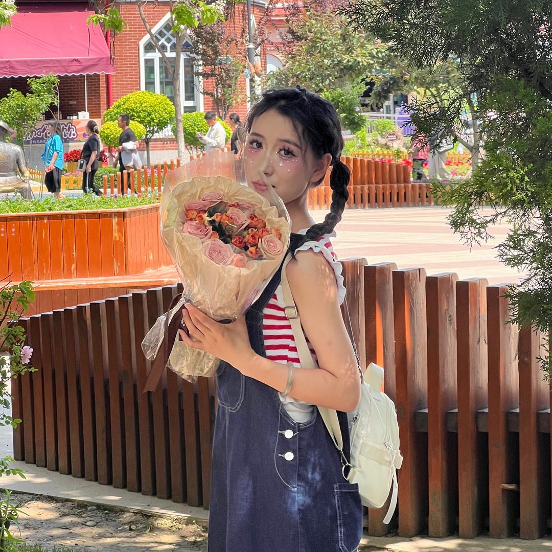 爱吃香菜的懒羊羊🐑