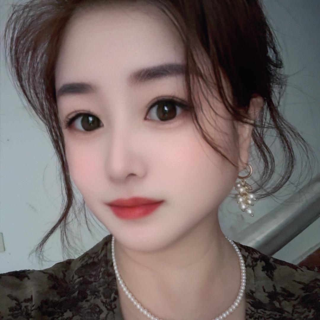 @梅子（黄玫瑰）