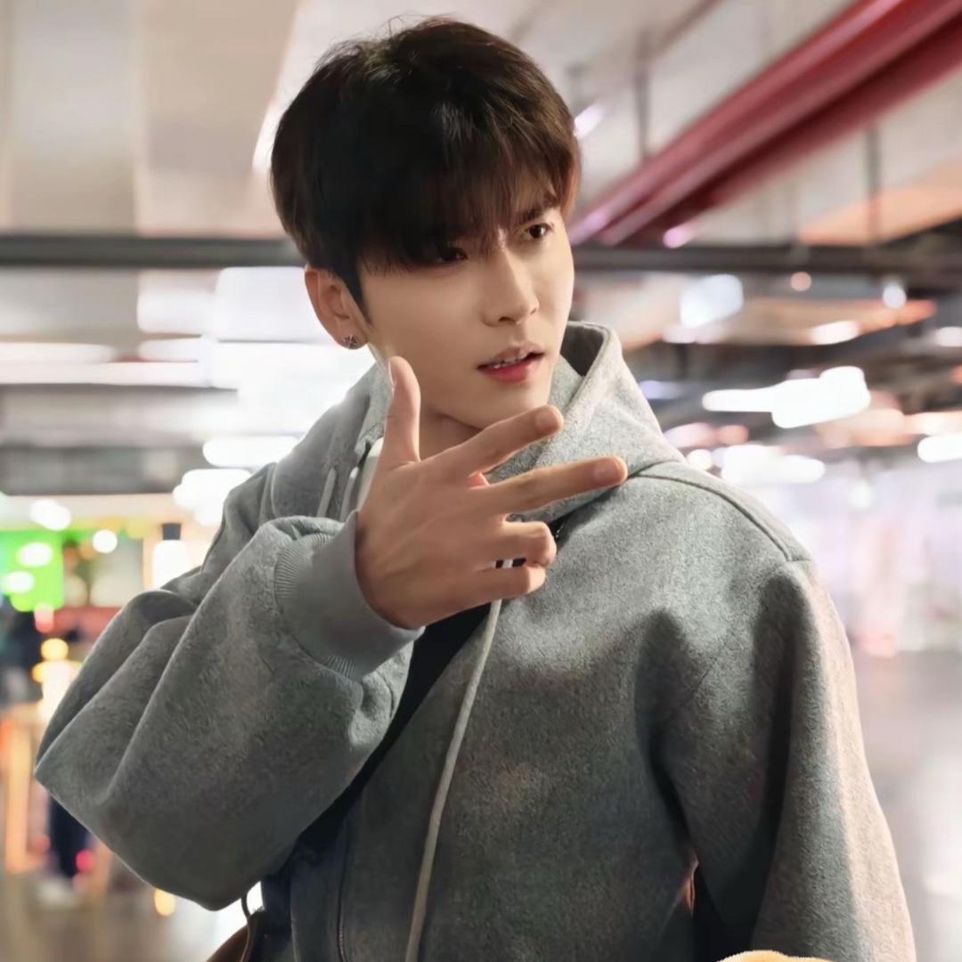 🍬王奕然🍬「向全世界安利老王」